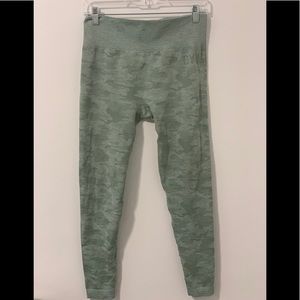 Gymshark Camo Seamless Leggings - Large